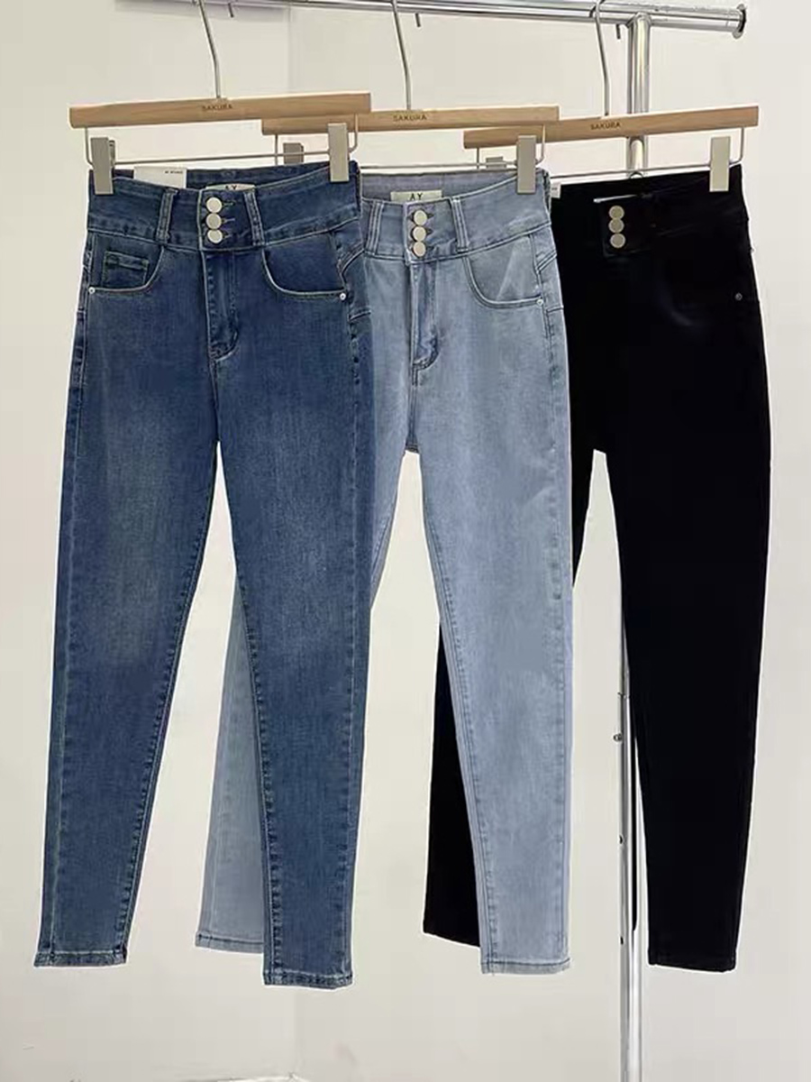 Women's Jeans